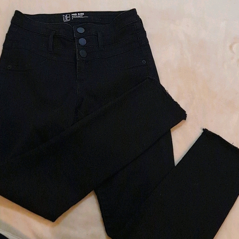 🛼Mid Rise Skinny Jeans